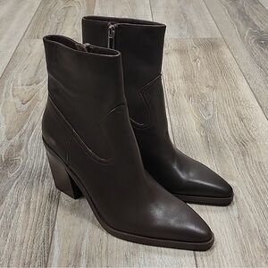 Steve Madden 8, Gorgeous, Sleek & Sexy Elene  Brown Leather Boots, Brand New!